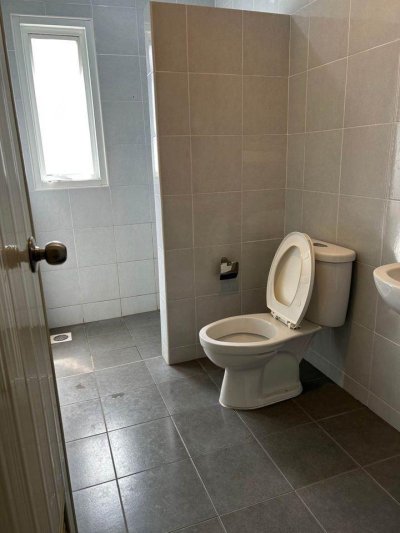 11R0370 ให้เช่าบ้านแฝดสองชั้น 3ห้องนอน 3ห้องน้ำ ราคา 27,000/เดือน โซนเกาะแก้ว