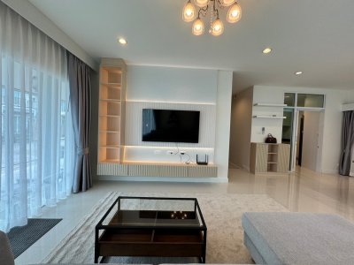 11R0375 ให้เช่าบ้านเดี่ยวสองชั้น 3ห้องนอน 3ห้องน้ำ ราคา 55,000/เดือน โซนเกาะแก้ว