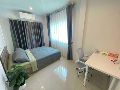 11R0377 ให้เช่าบ้านเดี่ยวสองชั้น 3ห้องนอน 2ห้องน้ำ ราคา 39,000/เดือน โซนเกาะแก้ว