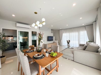 11R0380 ให้เช่าบ้านเดี่ยวสองชั้น 3ห้องนอน 2ห้องน้ำ ราคา 65,000/เดือน โซนเกาะแก้ว
