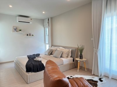 11R0380 ให้เช่าบ้านเดี่ยวสองชั้น 3ห้องนอน 2ห้องน้ำ ราคา 65,000/เดือน โซนเกาะแก้ว