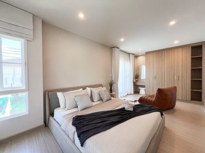 11R0380 ให้เช่าบ้านเดี่ยวสองชั้น 3ห้องนอน 2ห้องน้ำ ราคา 65,000/เดือน โซนเกาะแก้ว