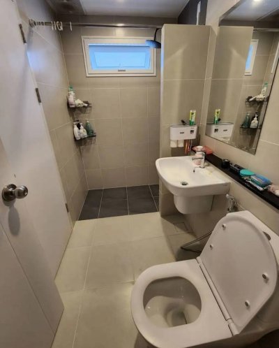 11R0386 ให้เช่าบ้านเดี่ยวสองชั้น 3ห้องนอน 2ห้องน้ำ ราคา 65,000/เดือน โซนเกาะแก้ว