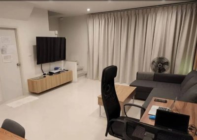 11R0386 ให้เช่าบ้านเดี่ยวสองชั้น 3ห้องนอน 2ห้องน้ำ ราคา 65,000/เดือน โซนเกาะแก้ว