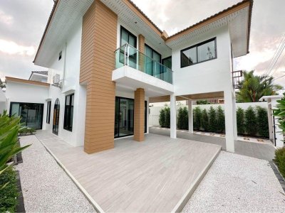 11R0393 This house for rent 3 bedroom 3 bathroom 85,000/month at kohkaew