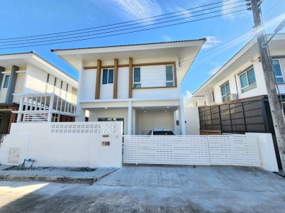 11R0395 This house for rent 3 bedroom 2 bathroom 48,000/month at kohkaew