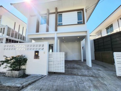 11R0395 This house for rent 3 bedroom 2 bathroom 45,000/month at kohkaew