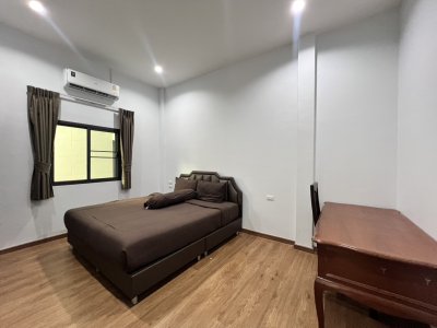 11R0398 This house for rent 4 bedroom 3 bathroom 40,000/month at kohkaew