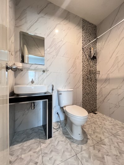 11R0398 This house for rent 4 bedroom 3 bathroom 40,000/month at kohkaew