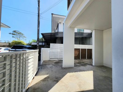 11R0405 This house for rent 3 bedroom 2 bathroom 48,000/month at kohkaew