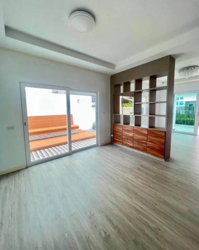 11R0407 This house for rent 4 bedroom 3 bathroom 50,000/month at kohkaew