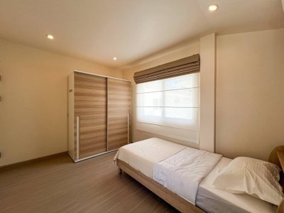 11R0408 ให้เช่าบ้านเดี่ยวสองชั้น 3 ห้องนอน 2 ห้องน้ำ ราคา 58,000/เดือน โซนเกาะแก้ว