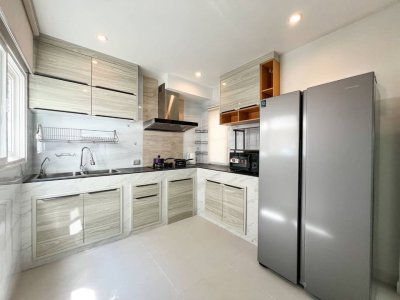 11R0408 ให้เช่าบ้านเดี่ยวสองชั้น 3 ห้องนอน 2 ห้องน้ำ ราคา 58,000/เดือน โซนเกาะแก้ว