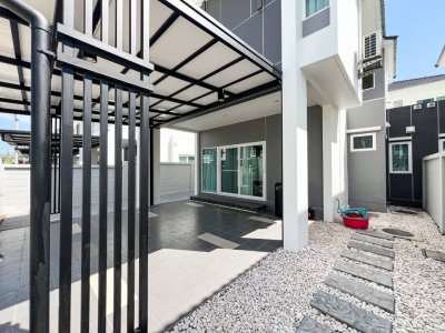 11R0408 ให้เช่าบ้านเดี่ยวสองชั้น 3 ห้องนอน 2 ห้องน้ำ ราคา 58,000/เดือน โซนเกาะแก้ว