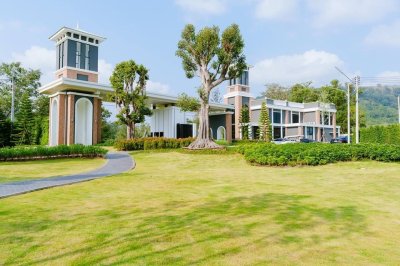 11R0413 This house for rent 3 bedroom 3 bathroom 120,000/month at kohkaew