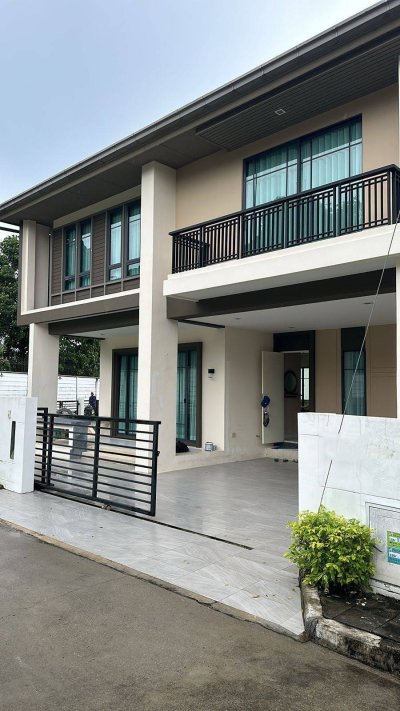 11R0420 This house for rent 3 bedroom 3 bathroom 65,000/month at kohkaew
