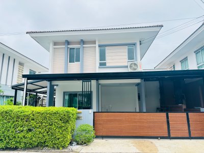 11R0430 ให้เช่าบ้านเดี่ยวสองชั้น 3 ห้องนอน 2 ห้องน้ำ ราคา 45,000/เดือน โซนเกาะแก้ว