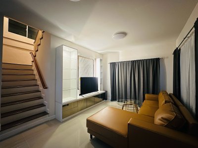 11R0430 ให้เช่าบ้านเดี่ยวสองชั้น 3 ห้องนอน 2 ห้องน้ำ ราคา 45,000/เดือน โซนเกาะแก้ว