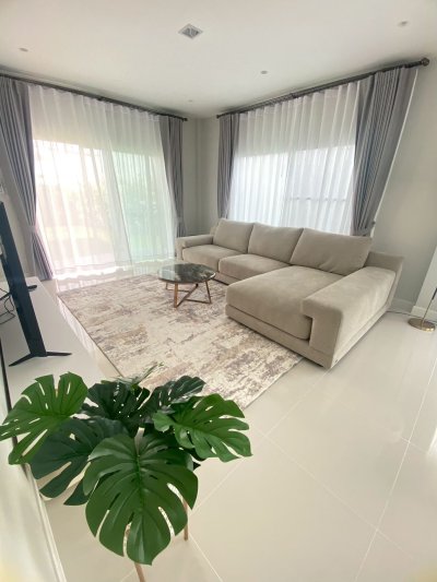 11R0435 ให้เช่าบ้านเดี่ยวสองชั้น 3 ห้องนอน 3 ห้องน้ำ ราคา 80,000/เดือน โซนเกาะแก้ว