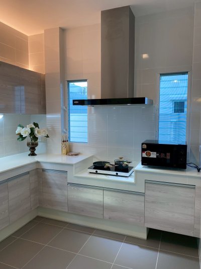 11R0435 ให้เช่าบ้านเดี่ยวสองชั้น 3 ห้องนอน 3 ห้องน้ำ ราคา 80,000/เดือน โซนเกาะแก้ว