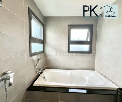 11R0438 This house for rent 4 bedroom 3 bathroom 75,000/month at kohkaew