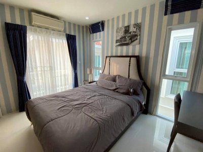11R0443 ให้เช่าบ้านเดี่ยวสองชั้น 4 ห้องนอน 3 ห้องน้ำ ราคา 52,000/เดือน โซนเกาะแก้ว