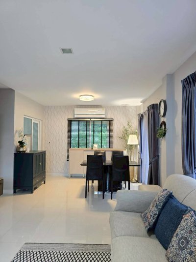 11R0449 ให้เช่าบ้านเดี่ยวสองชั้น 3 ห้องนอน 3 ห้องน้ำ ราคา 55,000/เดือน โซนเกาะแก้ว