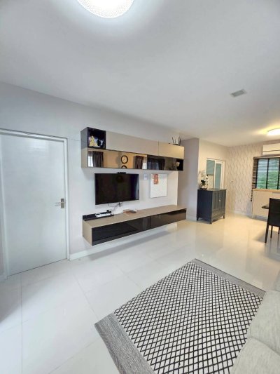 11R0449 ให้เช่าบ้านเดี่ยวสองชั้น 3 ห้องนอน 3 ห้องน้ำ ราคา 55,000/เดือน โซนเกาะแก้ว