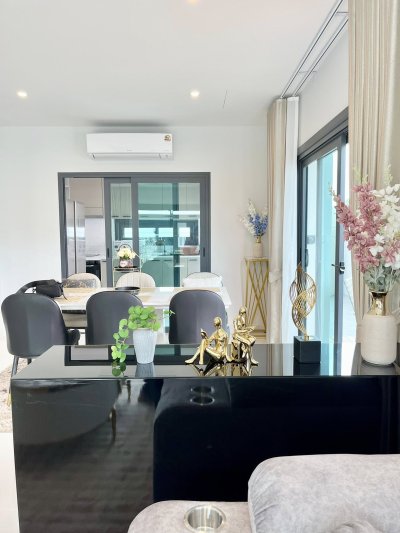 11R0456 ให้เช่าบ้านเดี่ยวสองชั้น 4 ห้องนอน 3 ห้องน้ำ ราคา 75,000/เดือน โซนเกาะแก้ว