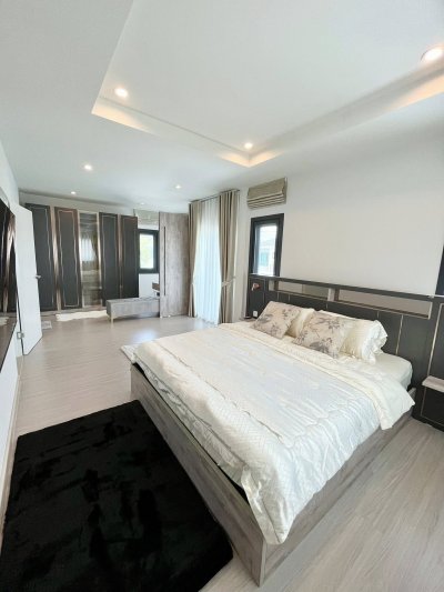 11R0456 ให้เช่าบ้านเดี่ยวสองชั้น 4 ห้องนอน 3 ห้องน้ำ ราคา 75,000/เดือน โซนเกาะแก้ว