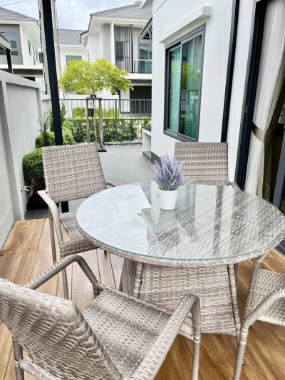 11R0456 ให้เช่าบ้านเดี่ยวสองชั้น 4 ห้องนอน 3 ห้องน้ำ ราคา 75,000/เดือน โซนเกาะแก้ว