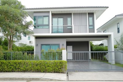 11R0460 ให้เช่าบ้านเดี่ยวสองชั้น 4 ห้องนอน 3 ห้องน้ำ ราคา 95,000/เดือน โซนเกาะแก้ว
