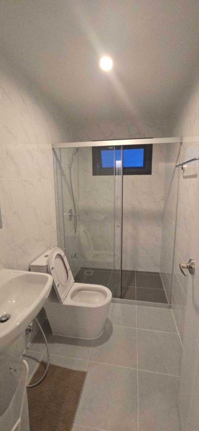 11R0476 ให้เช่าบ้านเดี่ยวสองชั้น 4 ห้องนอน 3 ห้องน้ำ ราคา 90,000/เดือน โซนเกาะแก้ว