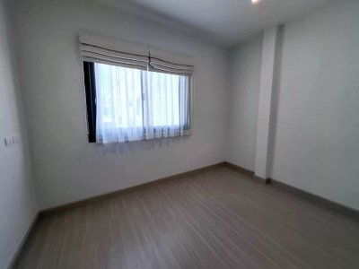 11R0480 ให้เช่าบ้านเดี่ยวสองชั้น 4 ห้องนอน 3 ห้องน้ำ ราคา 75,000/เดือน โซนเกาะแก้ว