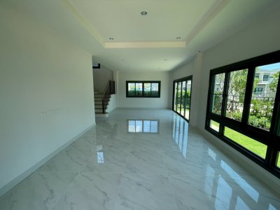 11R0482 ให้เช่าบ้านเดี่ยวสองชั้น 4 ห้องนอน 6 ห้องน้ำ ราคา 100,000/เดือน โซนเกาะแก้ว