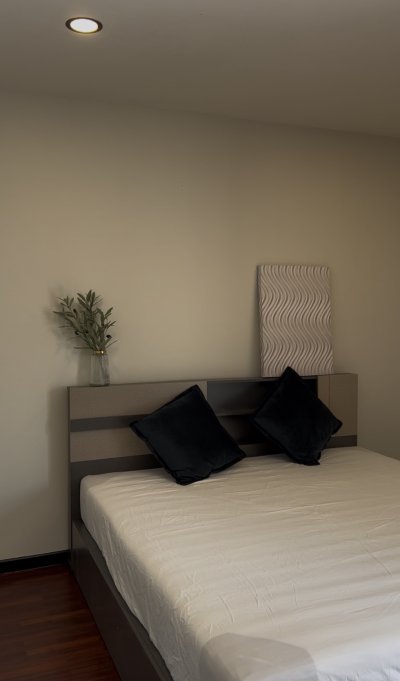 11R0485 ให้เช่าบ้านแฝดสองชั้น 2 ห้องนอน 3 ห้องน้ำ ราคา 30,000/เดือน โซนเกาะแก้ว