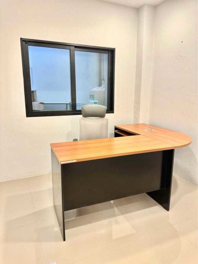 11R0486 ให้เช่าบ้านแฝดสองชั้น 2 ห้องนอน 2 ห้องน้ำ ราคา 25,000/เดือน โซนเกาะแก้ว