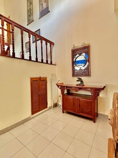 11R0489 ให้เช่าบ้านเดี่ยวสองชั้น 4 ห้องนอน 4 ห้องน้ำ ราคา 70,000/เดือน โซนเกาะแก้ว