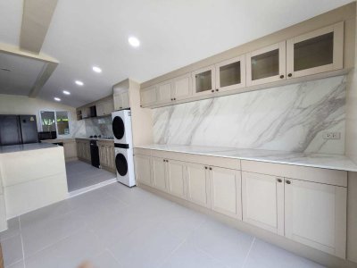 11R0493 ให้เช่าบ้านเดี่ยวสองชั้น 3 ห้องนอน 3 ห้องน้ำ ราคา 60,000/เดือน โซนเกาะแก้ว