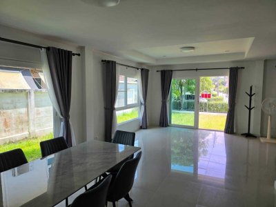 11R0493 ให้เช่าบ้านเดี่ยวสองชั้น 3 ห้องนอน 3 ห้องน้ำ ราคา 60,000/เดือน โซนเกาะแก้ว