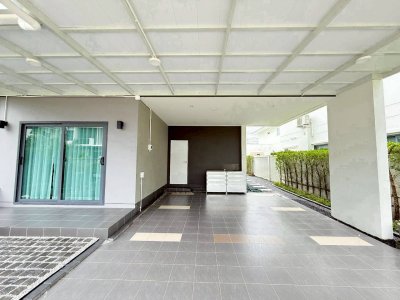 11R0494 ให้เช่าบ้านเดี่ยวสองชั้น 4 ห้องนอน 3 ห้องน้ำ ราคา 85,000/เดือน โซนเกาะแก้ว