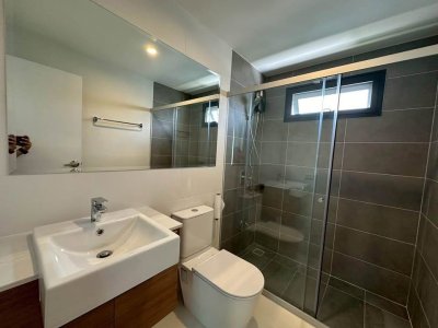 11R0495 ให้เช่าบ้านเดี่ยวสองชั้น 3 ห้องนอน 3 ห้องน้ำ ราคา 65,000/เดือน โซนเกาะแก้ว