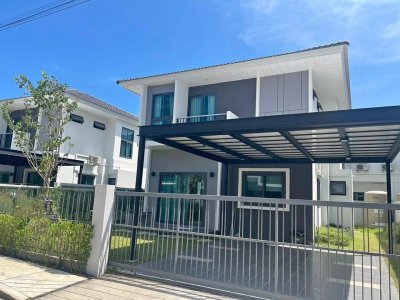 11R0495 ให้เช่าบ้านเดี่ยวสองชั้น 3 ห้องนอน 3 ห้องน้ำ ราคา 65,000/เดือน โซนเกาะแก้ว