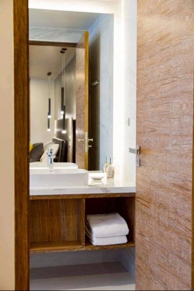 11R0498 ให้เช่าบ้านเดี่ยวสองชั้น 3 ห้องนอน 4 ห้องน้ำ ราคา 110,000/เดือน โซนเกาะแก้ว