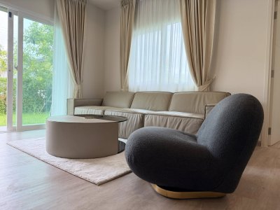 11R0500 ให้เช่าบ้านเดี่ยวสองชั้น 4 ห้องนอน 3 ห้องน้ำ ราคา 100,000/เดือน โซนเกาะแก้ว