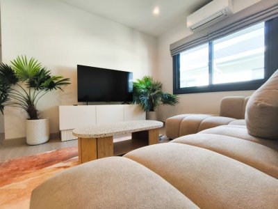 11R0501 ให้เช่าบ้านเดี่ยวสองชั้น 4 ห้องนอน 3 ห้องน้ำ ราคา 75,000/เดือน โซนเกาะแก้ว