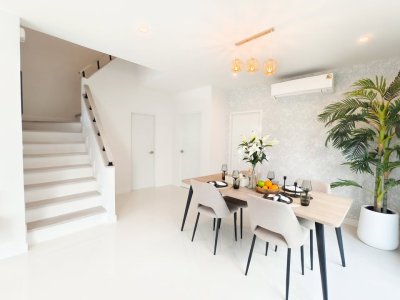 11R0501 ให้เช่าบ้านเดี่ยวสองชั้น 4 ห้องนอน 3 ห้องน้ำ ราคา 75,000/เดือน โซนเกาะแก้ว