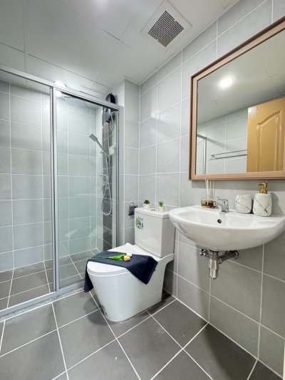 11R0502 คอนโดมิเนียม 1 ห้องนอน 1 ห้องน้ำ ให้เช่าเดือนละ 15,000 บาท โซนเกาะแก้ว