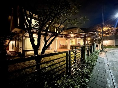 11R0505 ให้เช่าบ้านเดี่ยวสองชั้น 3 ห้องนอน 3 ห้องน้ำ ราคา 62,000/เดือน โซนเกาะแก้ว