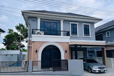 11R0509 ให้เช่า pool villa 4 ห้องนอน 3 ห้องน้ำ ราคา 110,000/เดือน โซนเกาะแก้ว